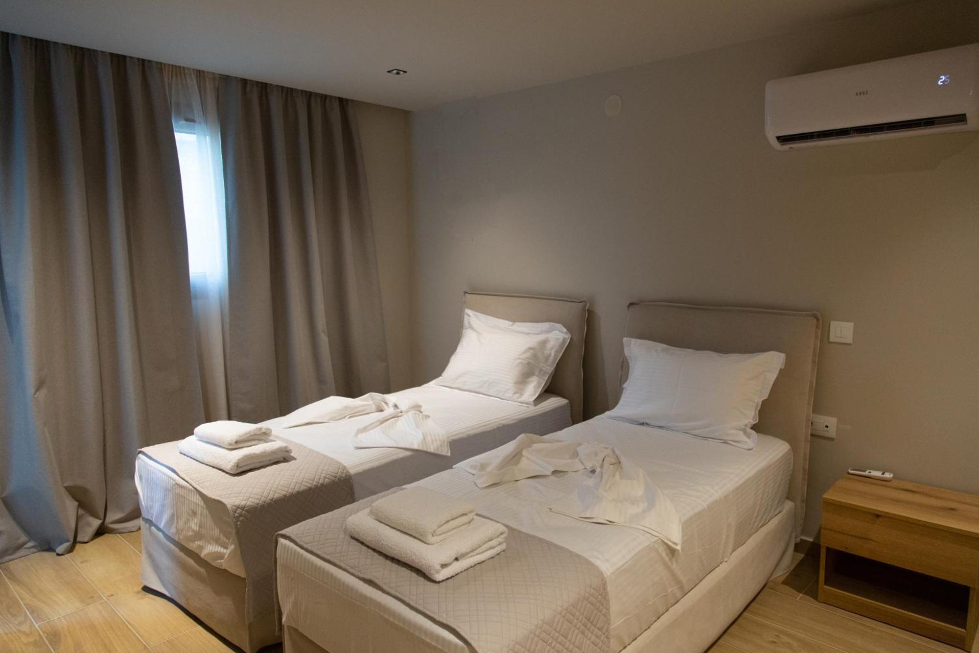 Νεακιτοσ Luxury Apartments Nikíti Eksteriør bilde